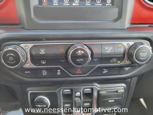 Used 2019 Jeep Wrangler Unlimited Rubicon image 23