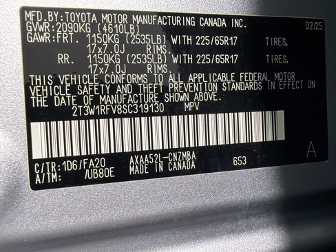 Used 2025 Toyota RAV4 XLE w/ Convenience Package FWD image 17