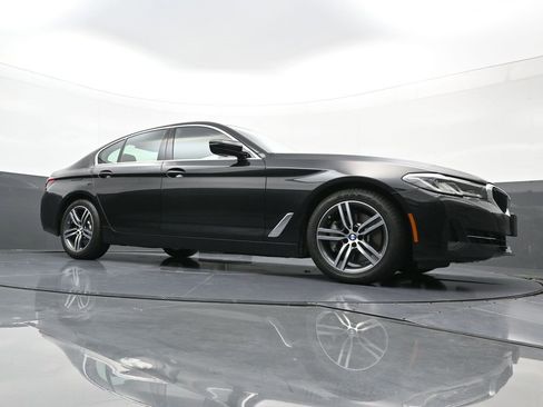 Used 2022 BMW 530i xDrive w/ Convenience Package image 21