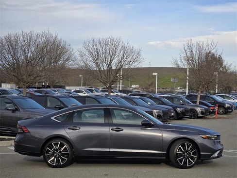 New 2025 Honda Accord Touring image 3