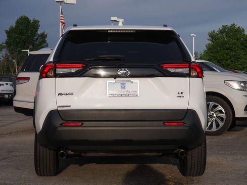 Used 2019 Toyota RAV4 LE w/ All Weather Liner Package AWD/4WD image 15