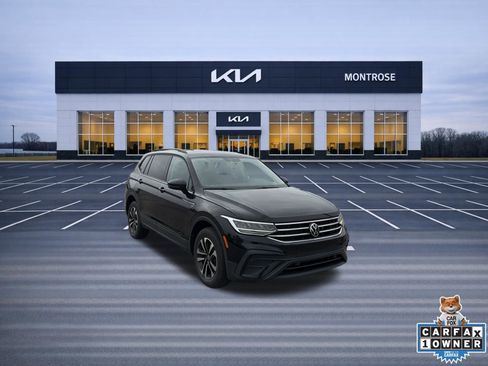 Used 2022 Volkswagen Tiguan S image 3