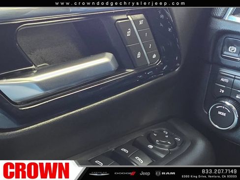 Used 2026 Chevrolet Suburban RST AWD/4WD image 31