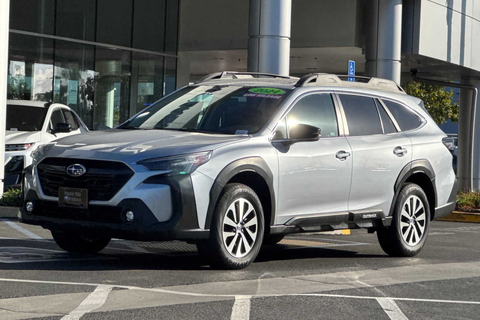 Certified 2024 Subaru Outback Premium w/ Popular Package #1 AWD/4WD image 8