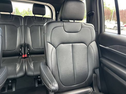 Used 2024 Jeep Grand Cherokee L Limited RWD image 14