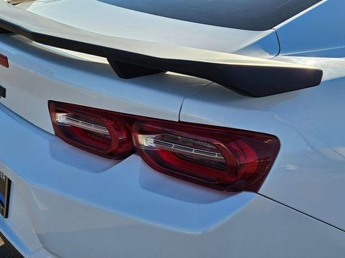 Certified 2023 Chevrolet Camaro LT RWD image 12