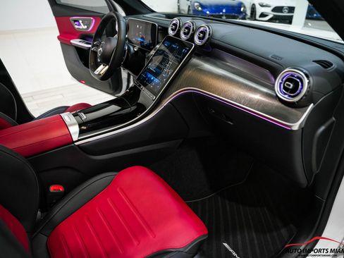 Used 2024 Mercedes-Benz GLC 43 AMG 4MATIC image 11