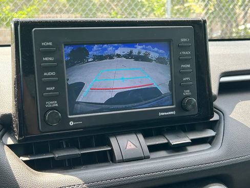 Used 2022 Toyota RAV4 LE FWD image 28