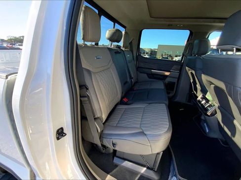 Certified 2025 Ford F350 Platinum w/ Platinum Plus Package image 19