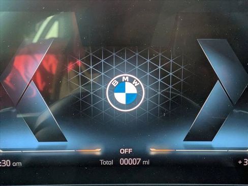 Used 2026 BMW 330i xDrive Sedan w/ M Sport Package AWD/4WD image 11