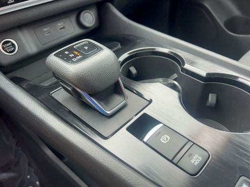 Used 2023 Nissan Rogue SV image 21