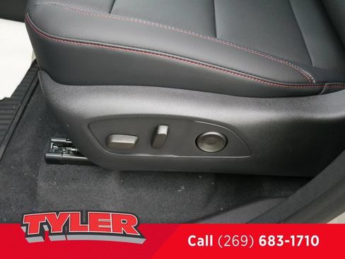 New 2026 Chevrolet Traverse Z71 w/ Enhanced Driving Package AWD/4WD image 25