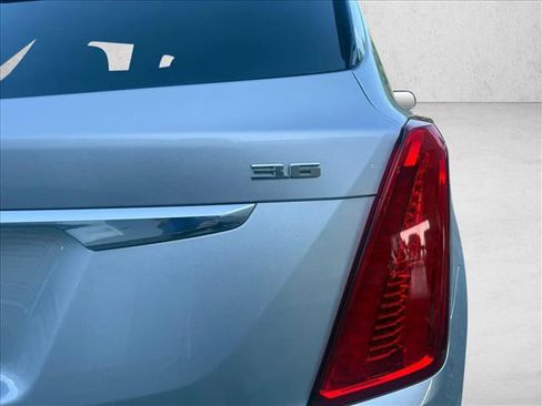 Used 2018 Cadillac XT5 Premium Luxury FWD image 14