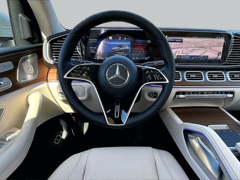 Used 2026 Mercedes-Benz GLE 350 4MATIC image 5