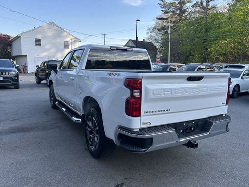 Used 2024 Chevrolet Silverado 1500 LT AWD/4WD image 7