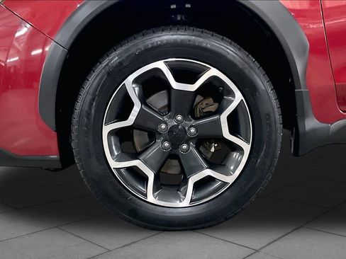 Used 2015 Subaru Crosstrek 2.0i Premium AWD/4WD image 11