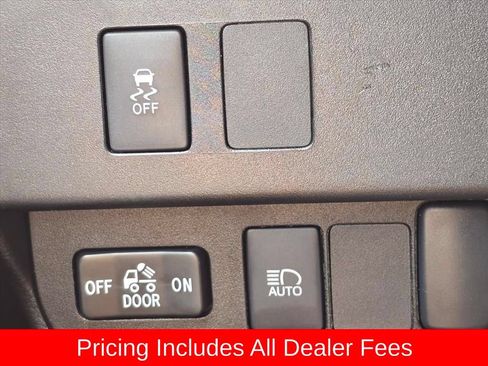 Used 2020 Toyota Tacoma SR5 RWD image 21