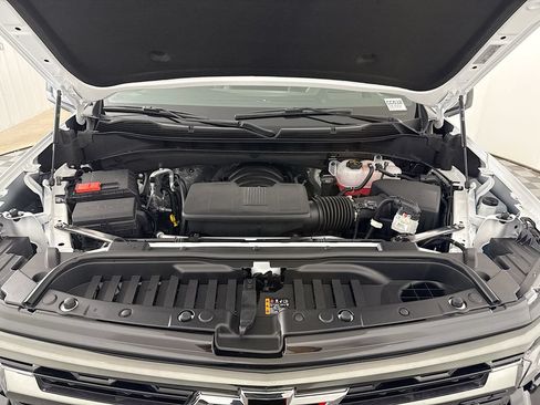 New 2026 Chevrolet Silverado 1500 ZR2 w/ LPO, Dark Essentials Package AWD/4WD image 31