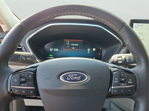 Used 2023 Ford Escape Platinum AWD/4WD image 18