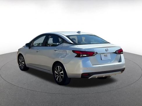 Used 2025 Nissan Versa SV image 11