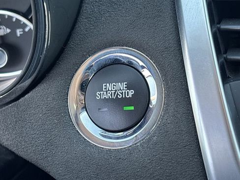 Used 2015 Chevrolet SS image 20