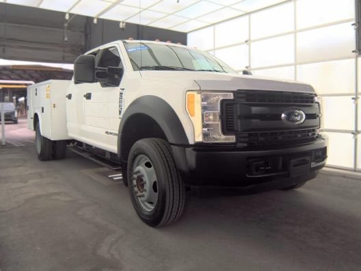 Used 2017 Ford F550 2WD Crew Cab Super Duty image 1