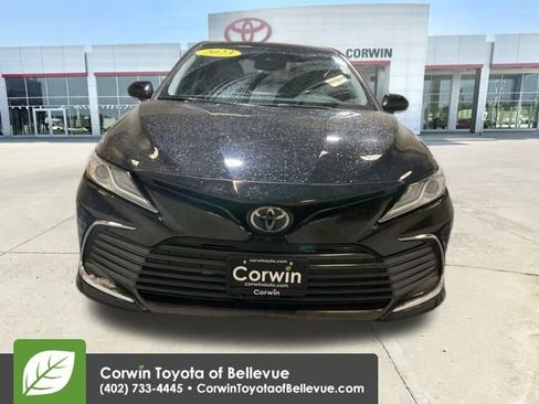 Used 2023 Toyota Camry XLE w/ Cold Weather Package image 8