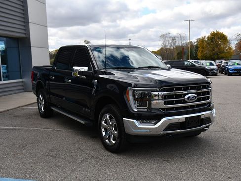 Used 2023 Ford F150 Lariat w/ Equipment Group 502A High image 9