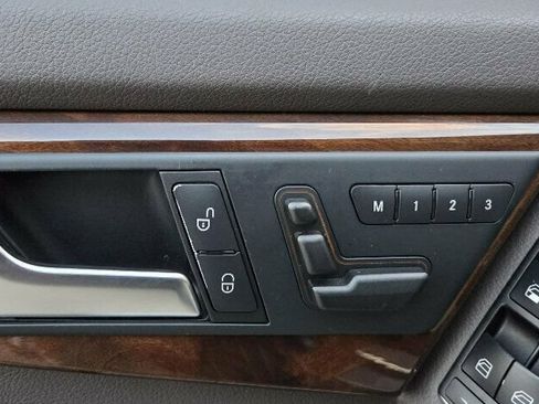 Used 2014 Mercedes-Benz GLK 250 BlueTEC 4MATIC image 25