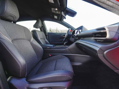 Used 2024 Toyota Crown XLE image 39