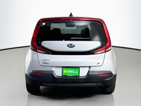 Used 2020 Kia Soul S FWD image 8
