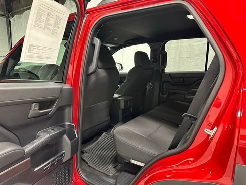 Used 2025 Toyota 4Runner SR5 image 44