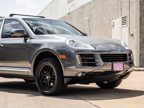 Used 2008 Porsche Cayenne AWD/4WD image 36
