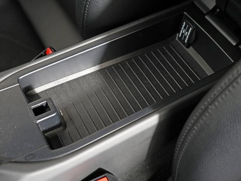 Used 2015 Porsche Boxster image 33