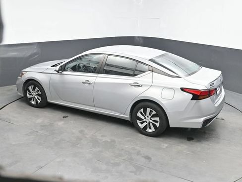 Used 2021 Nissan Altima 2.5 S FWD image 32