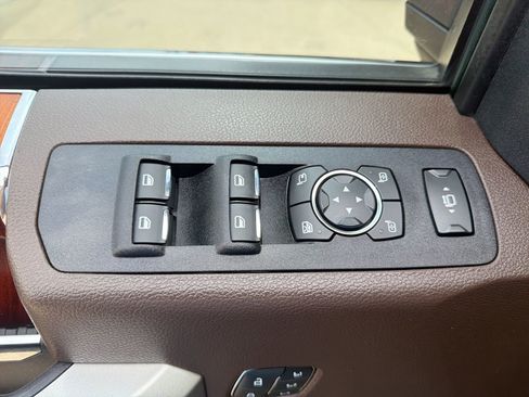 Used 2021 Ford F350 King Ranch w/ King Ranch Ultimate Package AWD/4WD image 16