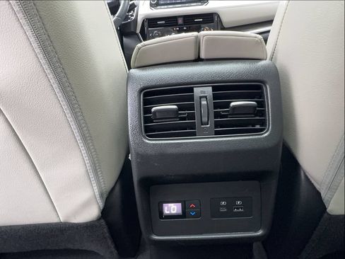 Used 2021 Nissan Rogue SL FWD image 38