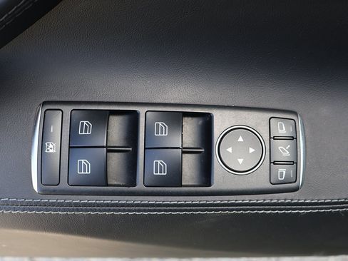 Used 2018 Tesla Model S 75D image 42