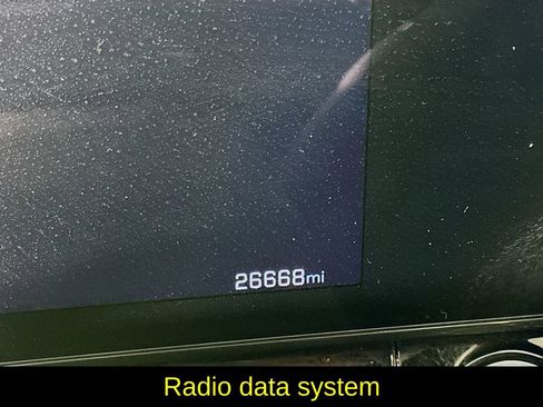 Used 2024 Chevrolet Trax RS image 17