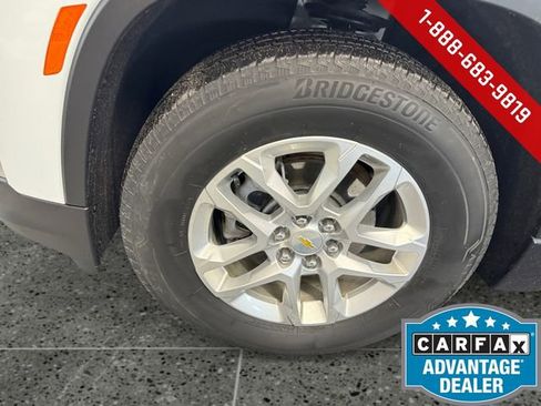 Used 2024 Chevrolet Traverse LS image 25