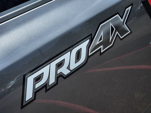 Used 2021 Nissan Titan PRO-4X w/ Pro-4x Convenience Package AWD/4WD image 9