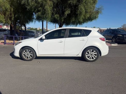 Used 2013 MAZDA MAZDA3 i Grand Touring FWD image 3