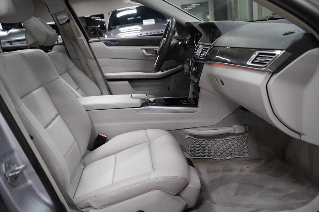 Used 2014 Mercedes-Benz E 350 Sedan w/ Premium 1 Package image 33