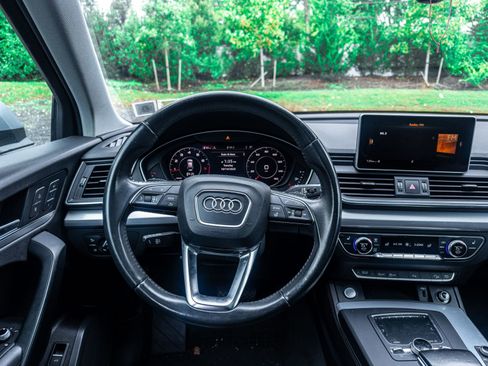 Used 2019 Audi Q5 2.0T Premium Plus w/ Premium Plus Package image 20