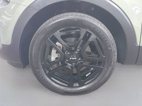 Used 2023 Kia Telluride EX X-Line AWD/4WD image 35