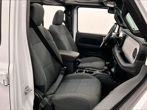 Used 2025 Jeep Wrangler Sahara 4xe w/ Safety Group image 8