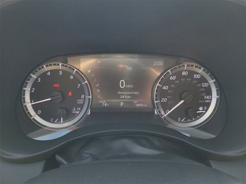 Used 2023 Toyota Highlander XLE image 27