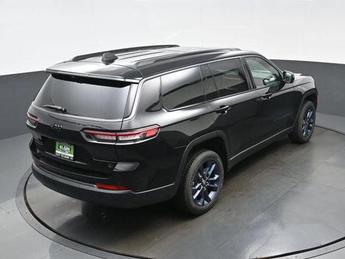 New 2026 Jeep Grand Cherokee L Limited AWD/4WD image 26