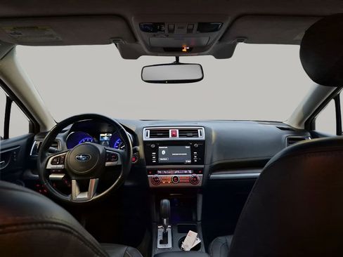 Used 2015 Subaru Outback 2.5i Limited image 23