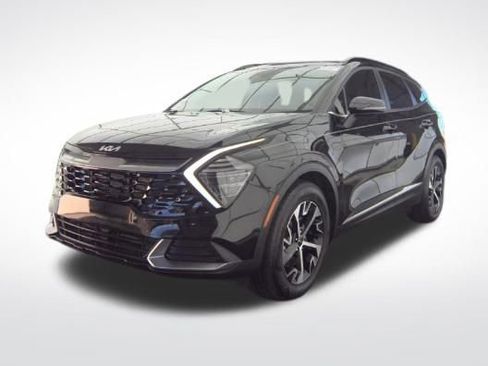 Used 2025 Kia Sportage EX w/ Premium Package image 3